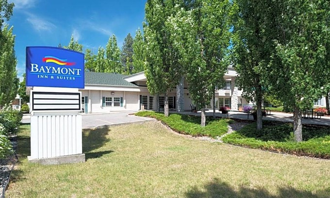 Coeur d'Alene Hotel | 2-Star Hotel ∙ Baymont by Wyndham Coeur D Alene