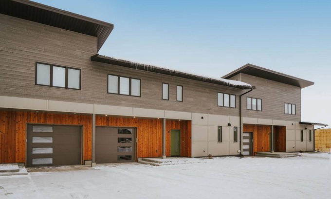 Four Corners House | 200 m² House ∙ 4 bedrooms ∙ 8 guests