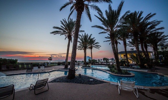 Red Fish Cove Condo | 2025 VACATION SEASON IS HERE - MAKE MEMORIES!