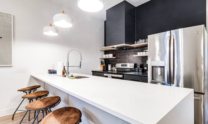Music Row Apartment | 213 m² Apartment ∙ 4 bedrooms ∙ 10 guests