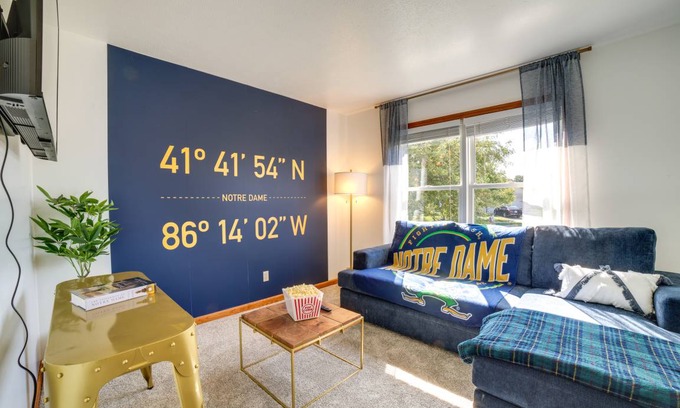 South Bend House | 213 m² House ∙ 3 bedrooms ∙ 9 guests