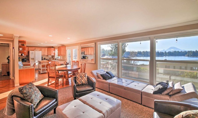 Lake Morton-Berrydale House | 222 m² House ∙ 4 bedrooms ∙ 10 guests