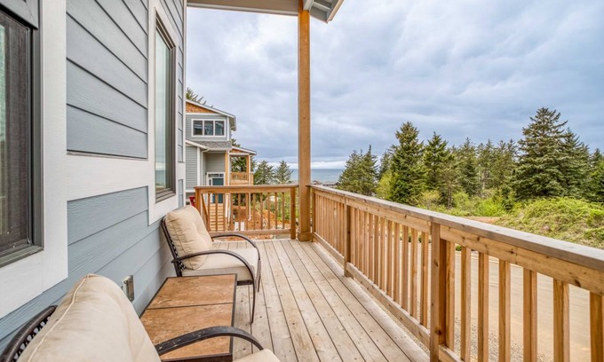 Depoe Bay House | 223 m² House ∙ 4 bedrooms ∙ 9 guests