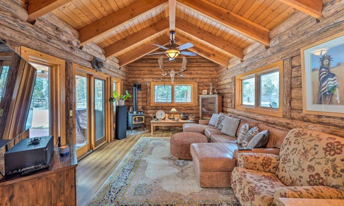 Hailey House | 227 m² House ∙ 2 bedrooms ∙ 6 guests