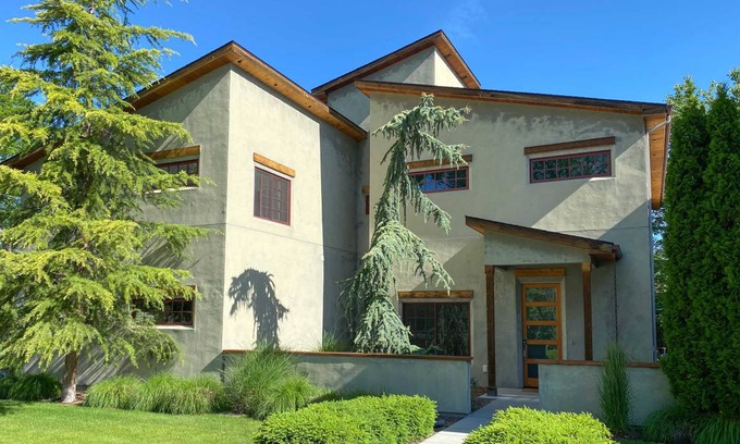 Sunset House | 232 m² House ∙ 4 bedrooms ∙ 9 guests