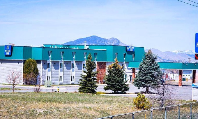 Helena Hotel | 24 m² Motel ∙ 127 guests