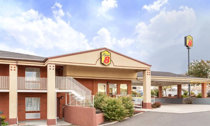 Salina Hotel | 25 m² Hotel ∙ 127 guests
