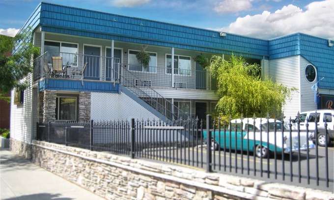 Garden District Hotel | 25 m² Motel ∙ 127 guests