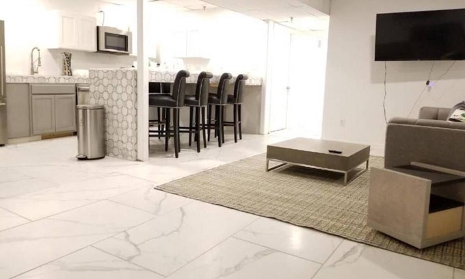 Seabrook Apartment | 2500 m² Apartment ∙ 7 bedrooms ∙ 15 guests