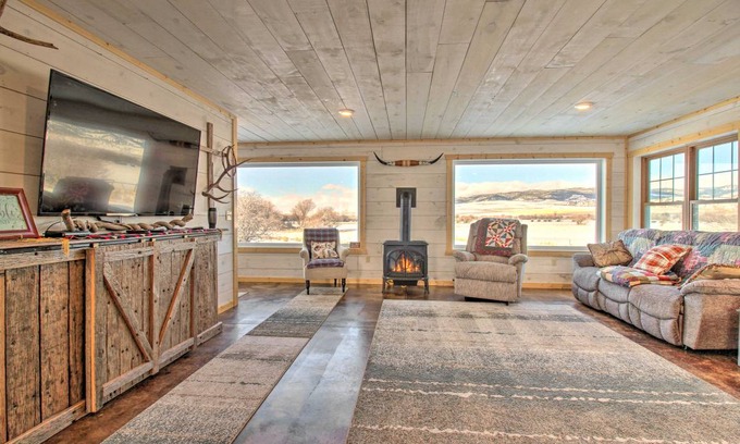 White Sulphur Springs House | 260 m² House ∙ 5 bedrooms ∙ 15 guests