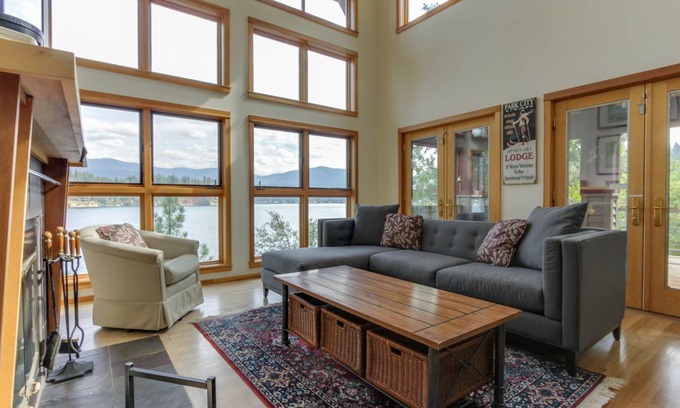 Hayden Lake House | 273 m² House ∙ 4 bedrooms ∙ 9 guests