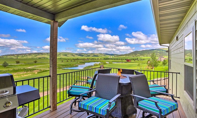Spearfish House | 278 m² House ∙ 2 bedrooms ∙ 4 guests