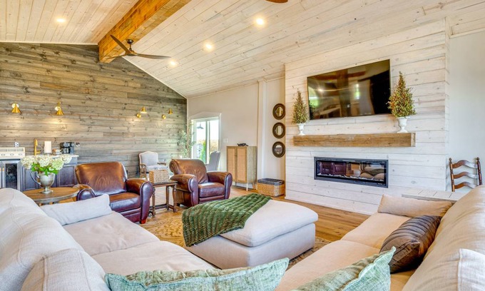 Needham House | 278 m² House ∙ 3 bedrooms ∙ 10 guests