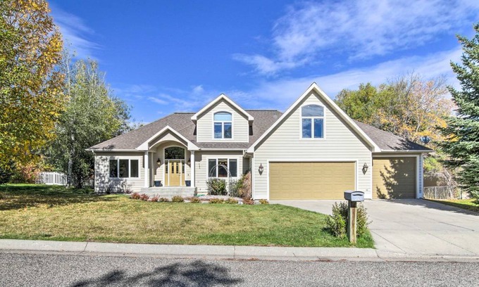 Bozeman House | 284 m² House ∙ 4 bedrooms ∙ 8 guests