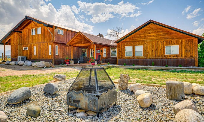 Clark House | 297 m² House ∙ 3 bedrooms ∙ 8 guests