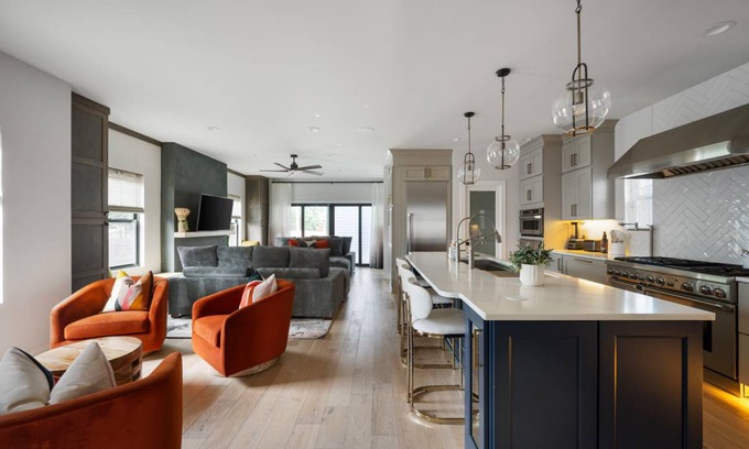 Near Northside House | 297 m² House ∙ 4 bedrooms ∙ 9 guests