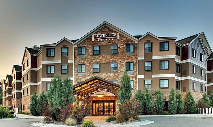 Grant Creek Hotel | 3-Star Hotel ∙ Staybridge Suites Missoula, an IHG Hotel