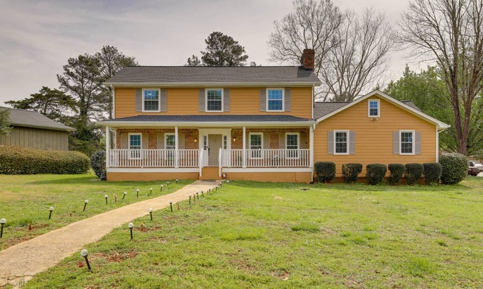 Lilburn House | 306 m² House ∙ 4 bedrooms ∙ 16 guests