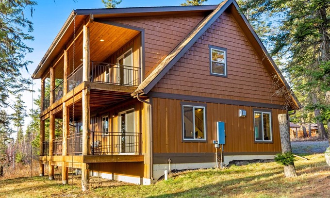 Bigfork Cabin | 319 m² Cabin ∙ 4 bedrooms ∙ 12 guests