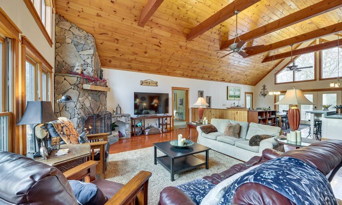 Snowshoe House | 325 m² House ∙ 5 bedrooms ∙ 15 guests