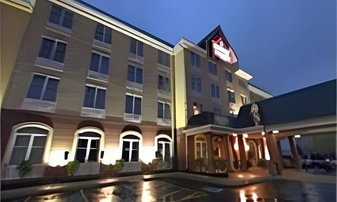 Cuyahoga Falls Hotel | 36 m² Hotel ∙ 127 guests