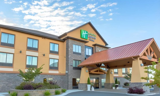 Helena Hotel | 37 m² Hotel ∙ 127 guests