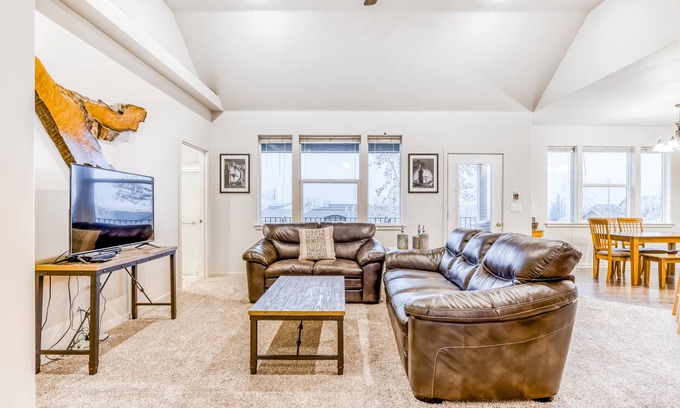 College Place House | 374 m² Maisonette ∙ 4 bedrooms ∙ 8 guests