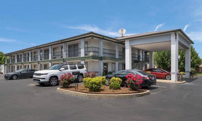 Ripley Hotel | 39 m² Motel ∙ 2 guests