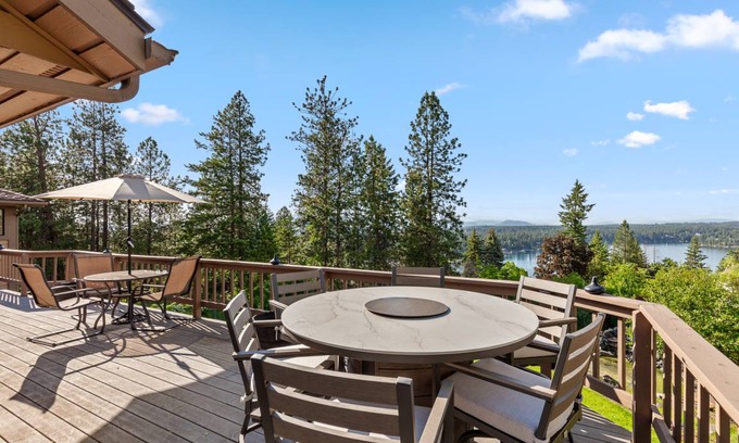 Hayden View Estates House | 431 m² House ∙ 4 bedrooms ∙ 12 guests