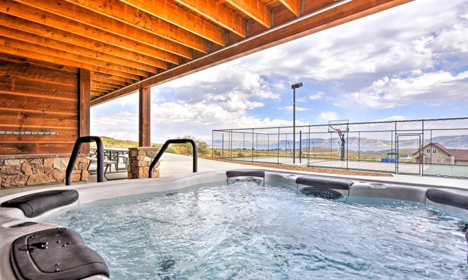 Sweetwater House | 445 m² House ∙ 7 bedrooms ∙ 28 guests