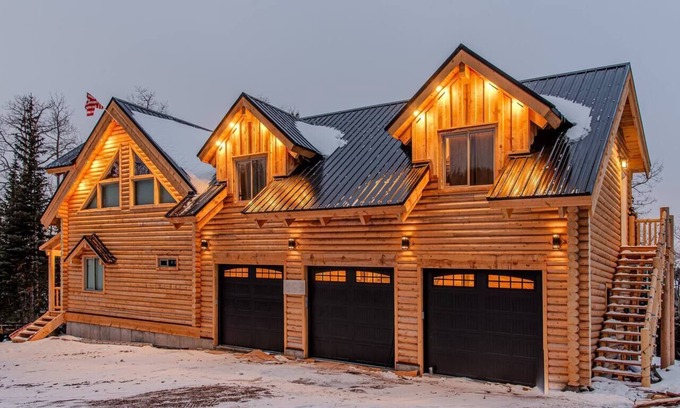 Brian Head House | 5+ Bedroom, 4 Bath, 2 Full Kitchens w/Gameroom