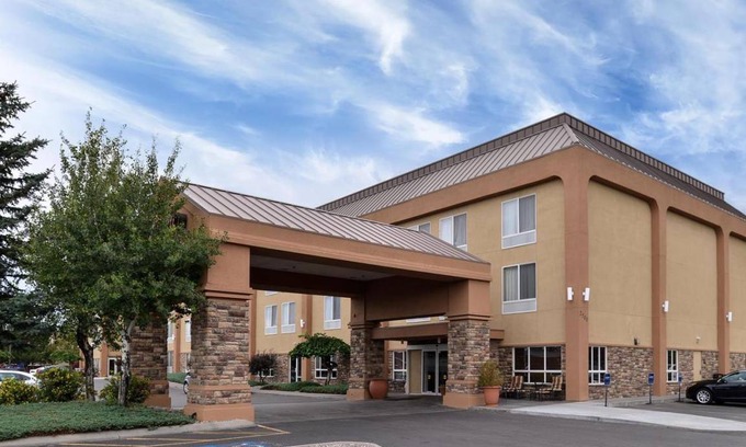 Idaho Falls Hotel | 55 m² Hotel ∙ 127 guests