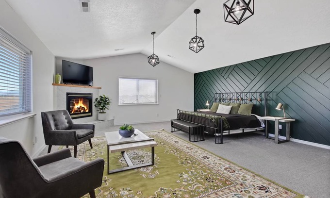 Meridian House | 557 m² House ∙ 1 bedroom ∙ 4 guests