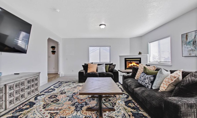 Meridian House | 557 m² House ∙ 2 bedrooms ∙ 6 guests