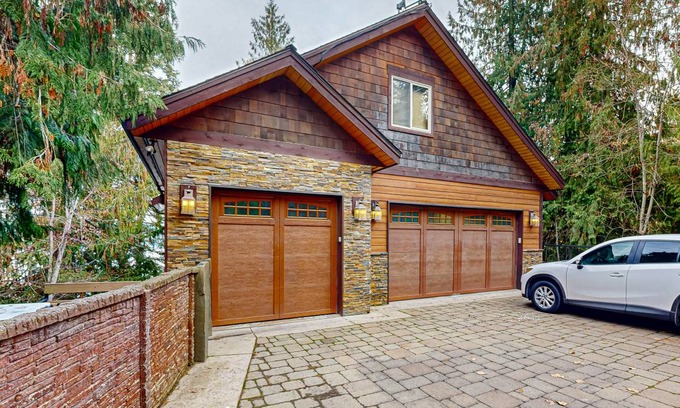 Hayden View Estates House | 557 m² House ∙ 5 bedrooms ∙ 16 guests