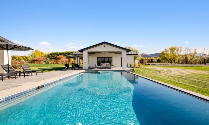 Charleston House | 58 m² House ∙ 1 bedroom ∙ 2 guests