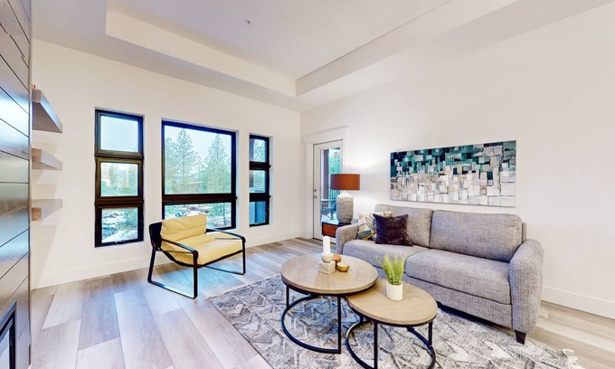 Cle Elum Condo | 68 m² Condo ∙ 1 bedroom ∙ 4 guests