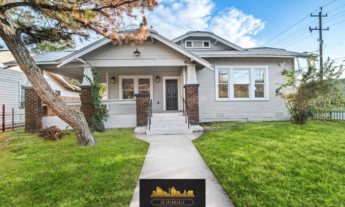 Eastside Promise Neighborhood House | 70 m² House ∙ 4 bedrooms ∙ 13 guests