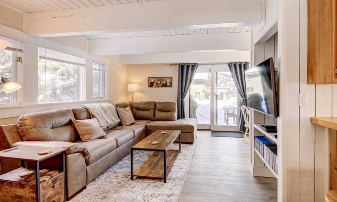 Big Sky Meadow Village Apartment | 74 m² Apartment ∙ 2 bedrooms ∙ 4 guests