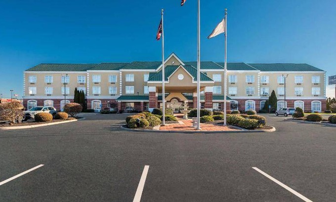 Findlay Hotel | 74 m² Hotel ∙ 2 bedrooms ∙ 127 guests