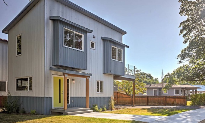 Franklin to the Fort Apartment | 78 m² Apartment ∙ 2 bedrooms ∙ 4 guests