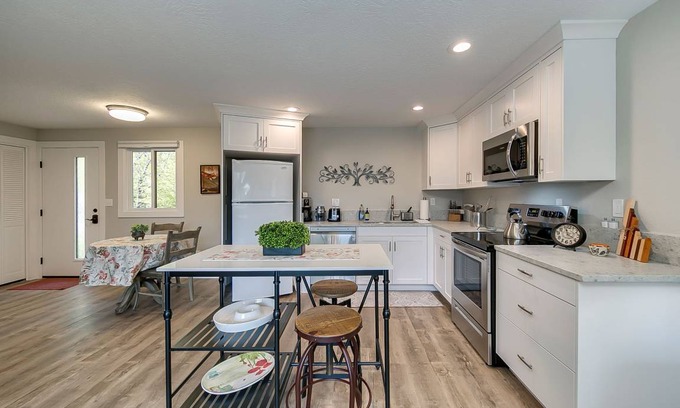Southeast Boise Apartment | 79 m² Apartment ∙ 2 bedrooms ∙ 4 guests