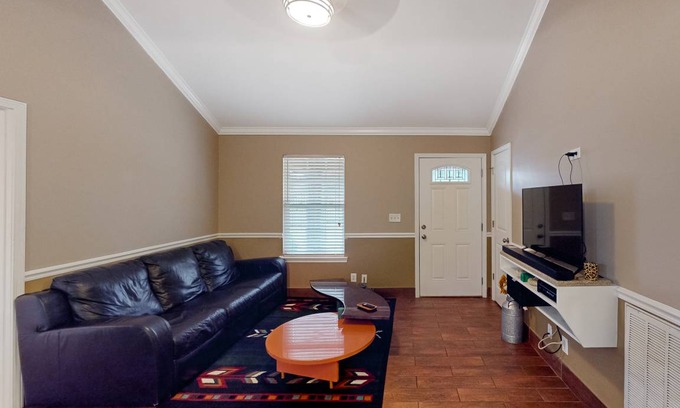 Madison House | 93 m² House ∙ 3 bedrooms ∙ 6 guests