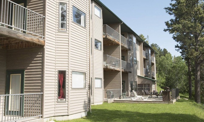 Lead Apartment | Beautiful 1 bedroom unit at resort, sleeps 4