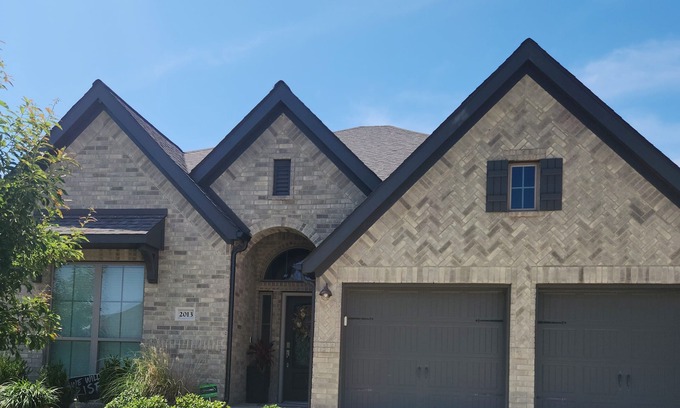 Seguin House | Beautiful Fully equipped, 4 bedroom home 2 bathrooms with pool in Seguin, TX!