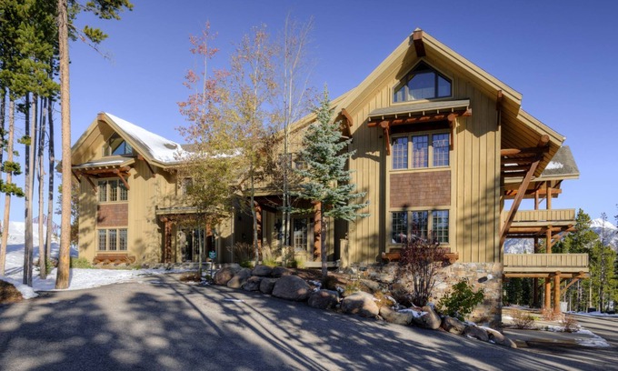Big Sky Condo | Big Sky Vacation Rentals: Cowboy Suite 2D
