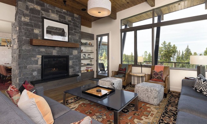 Big Sky Cabin | Big Sky Vacation Rentals: Silvertip 16 Alpine Bend