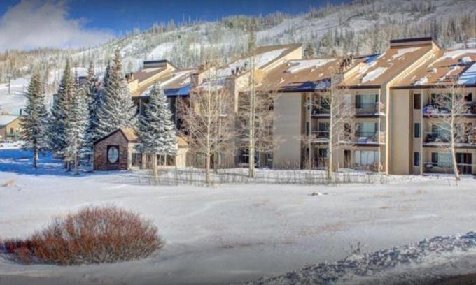 Brian Head Apartment | Brianwood Ski In-Out # 40