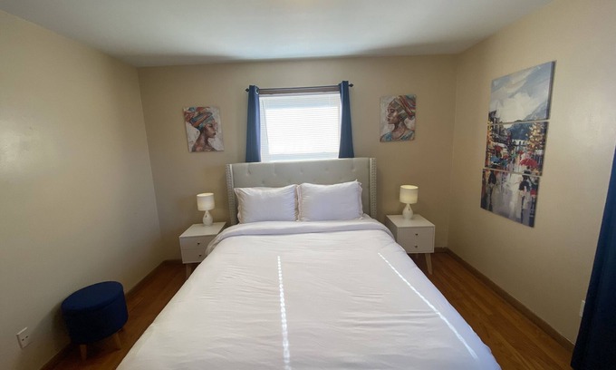 Lawrence Apartment | Budget Friendly | Extended stays welcomed π‘