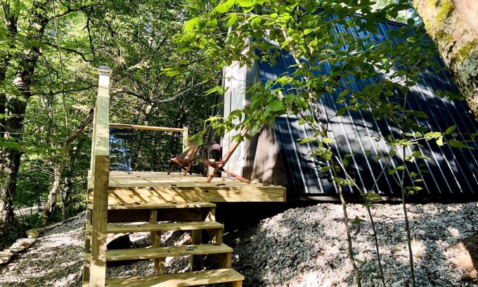 Fountain Run Cabin | Cabin ∙ 1 bedroom ∙ 4 guests